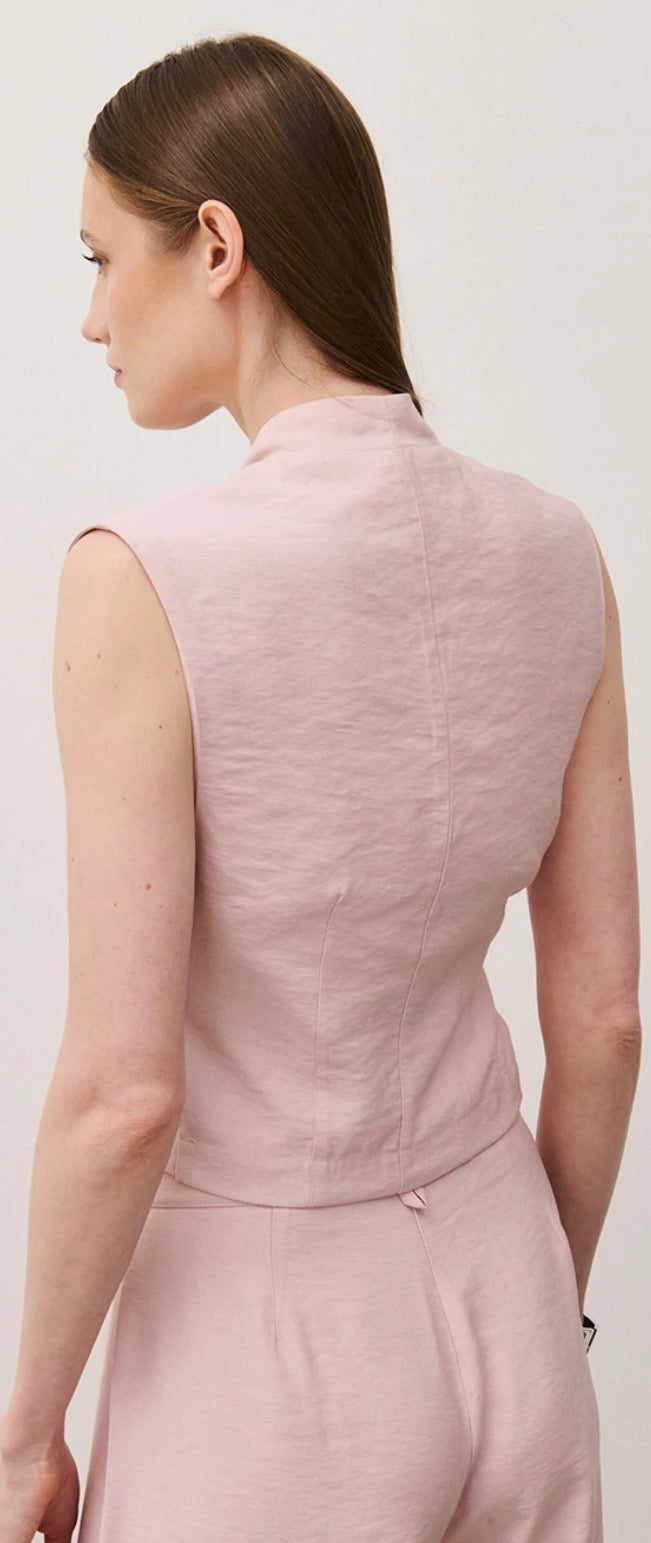 Vest 3