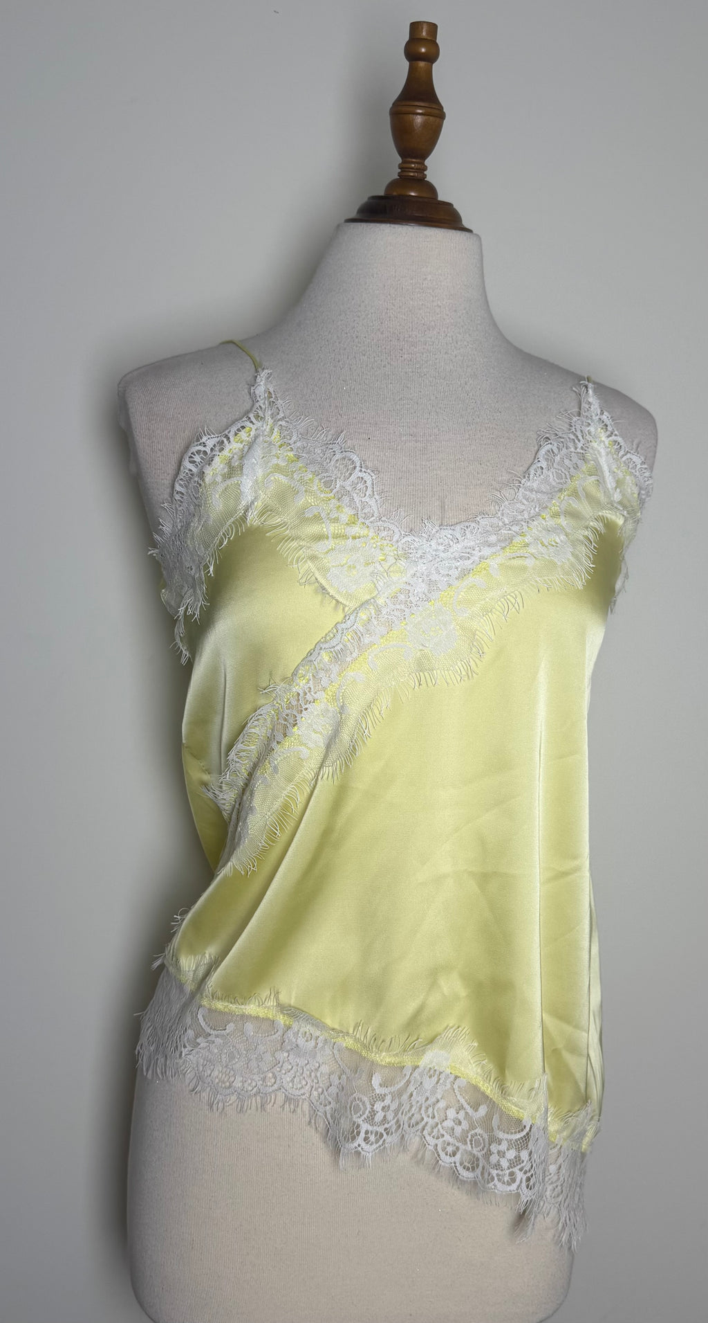 Top satin