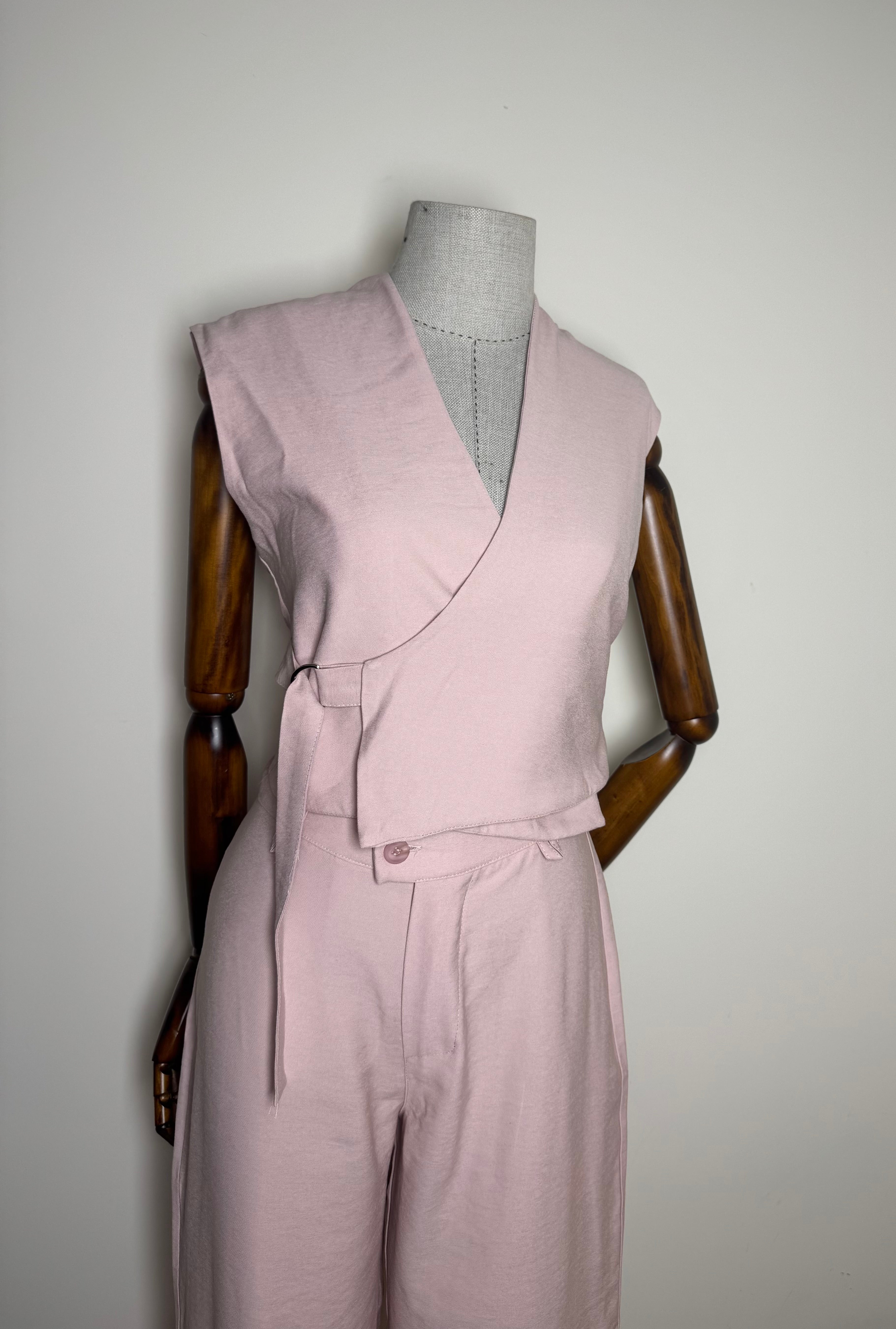 Vest 3
