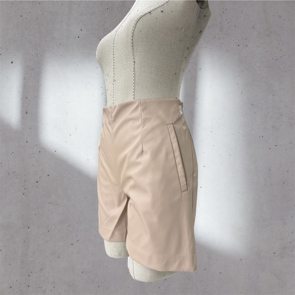 Leather short